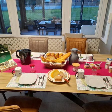À La Maison Du Bonheur Audruicq Esterno foto
